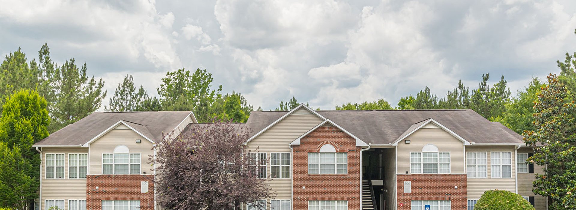 building at The Parkton apartments in Mableton GA